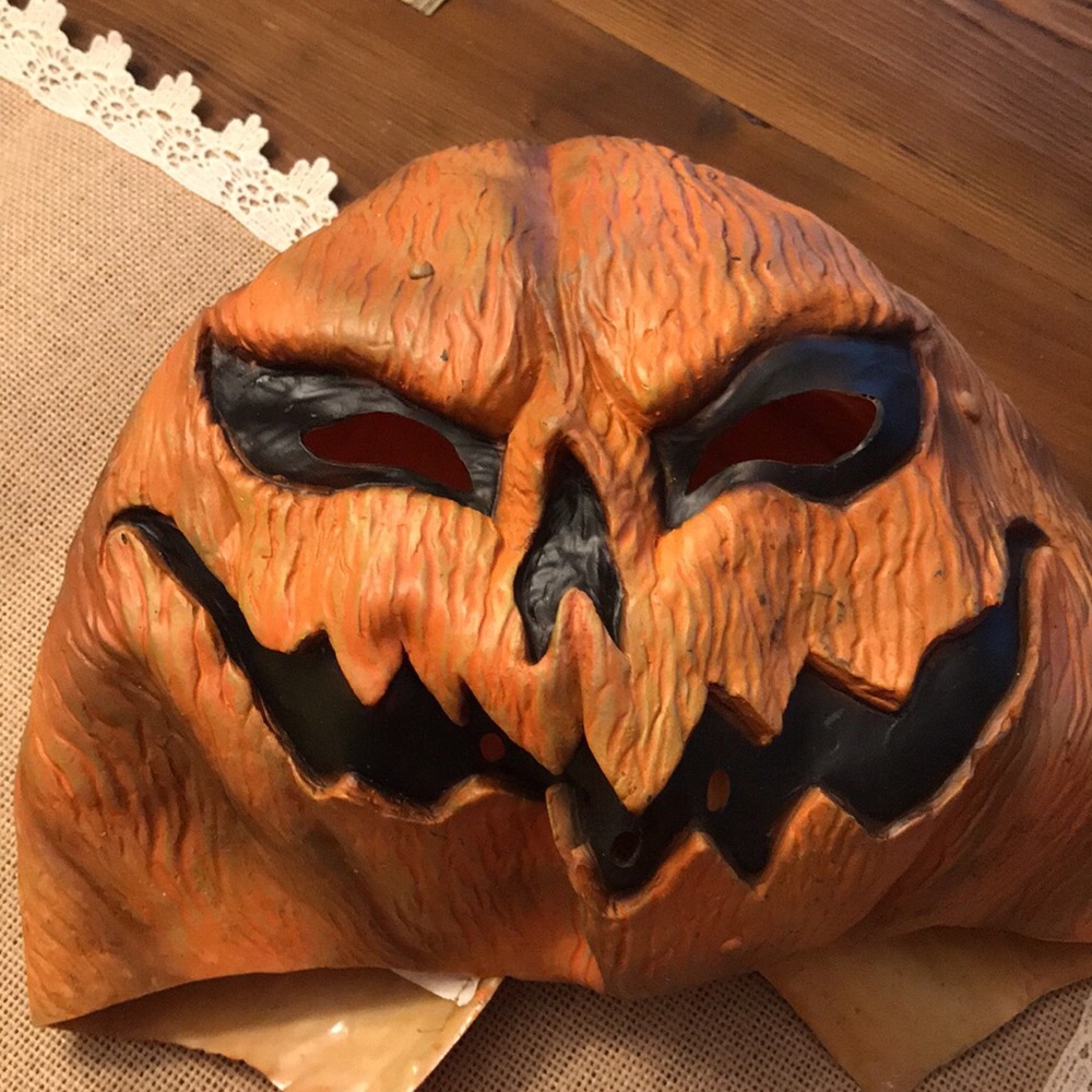 Pumpkin head Halloween mask